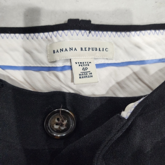 Banana Republic Women Stretch Cropped Pants Black Petites Size 4P - Picture 3 of 5